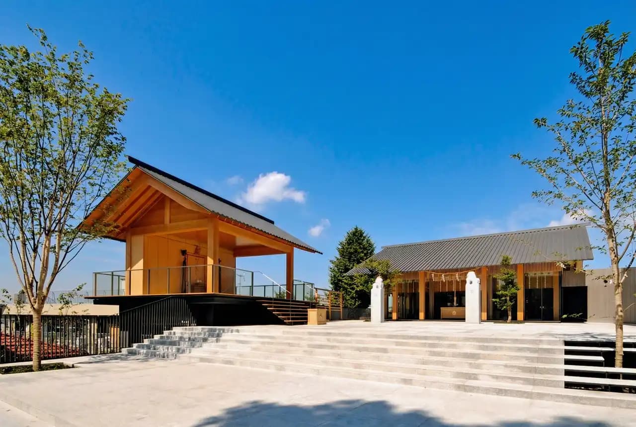 Akagi Jinja (©Kengo Kuma & Associates)