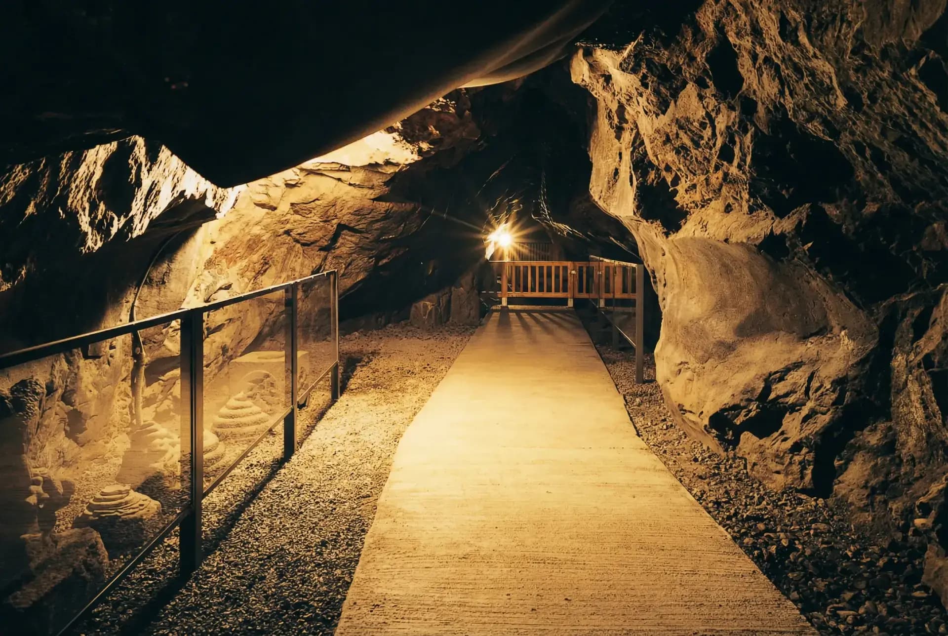 cuevas sagradas enoshima